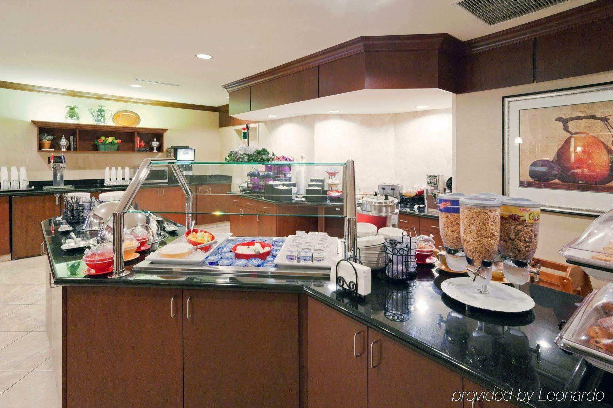 Homewood Suites By Hilton Montgomery Eastchase Étterem fotó